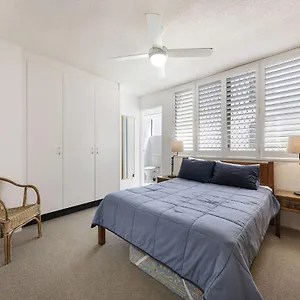 https://jamarkos-unit-4-kings-beach-qld.hotelssunshinecoast.net